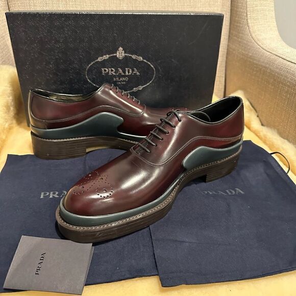 Prada brushed leather lace-up loafer size 7, EU 39,5-40